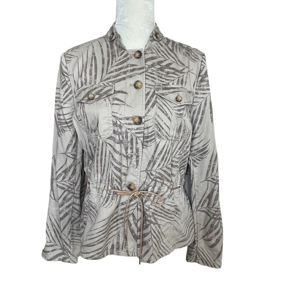 White House Black Matket Women’s Palm Print UtilityJacket Size 6 Roll Tab Sleeve - Picture 2 of 10